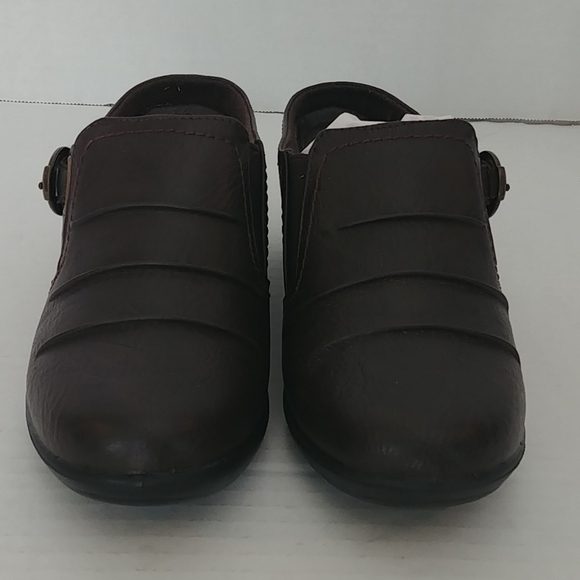 Easy Street Shoes Women's Size 7.5 M Dark Brown Clogs Slip-On Comfort Heel NWOB - Picture 2 of 9